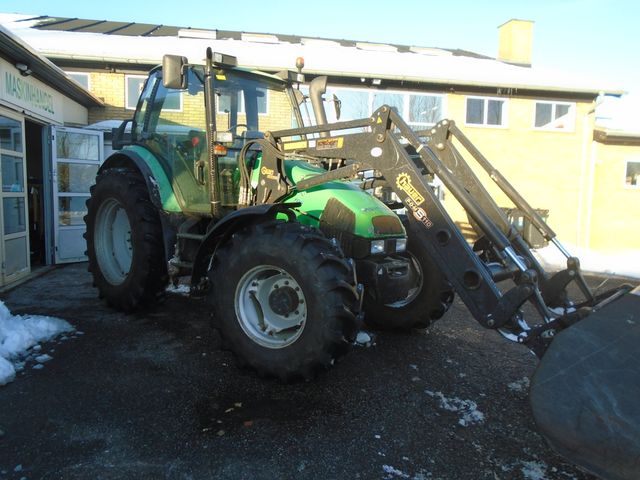 Deutz-Fahr Agrotron 106 M/ Hauer PomC 110 Frontlæsser