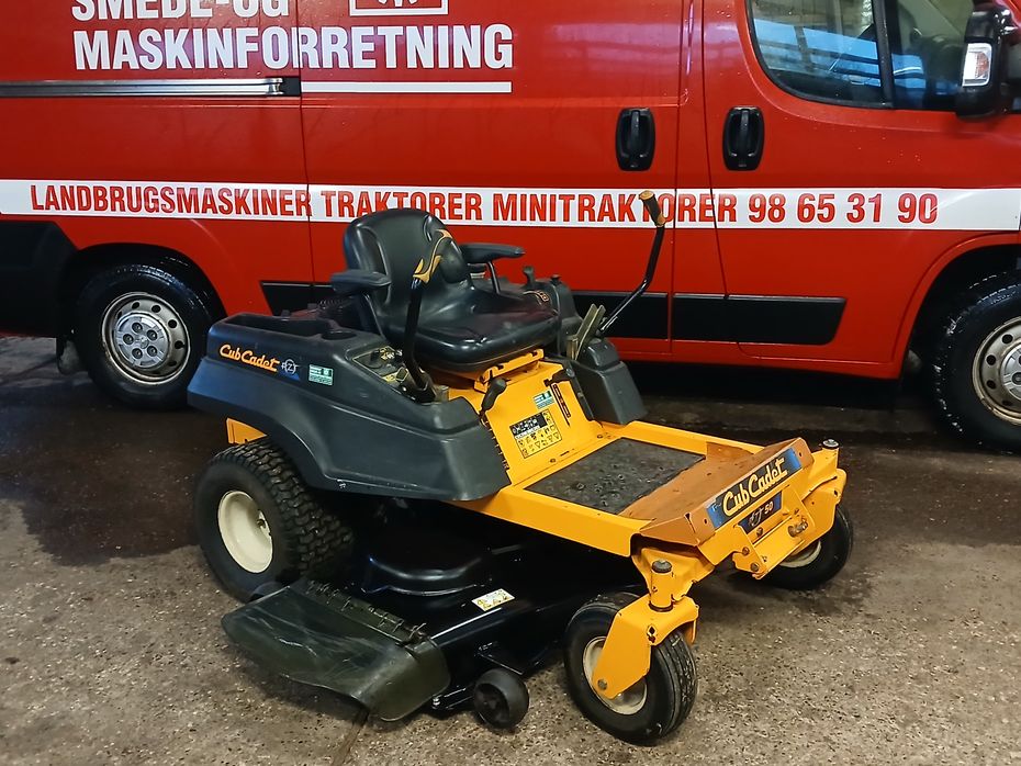 Cub Cadet RZT50 ZEROTURN - Traktorer - Plænetraktorer - 1