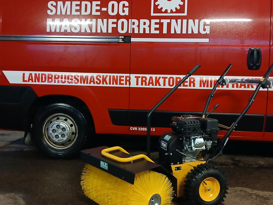 Texas Fejemaskine og fræser - Koste/ fejemaskiner - Walk-behind koste/fejemaskiner - 1