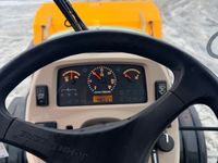 John Deere 3720 eHydro - Traktorer - Kompakt traktorer - 17