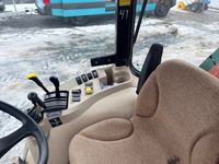 John Deere 3720 eHydro - Traktorer - Kompakt traktorer - 16