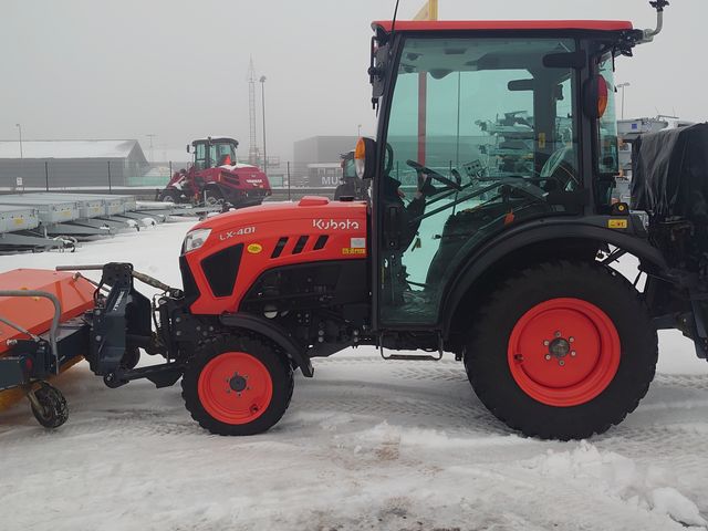 Kubota LX 401