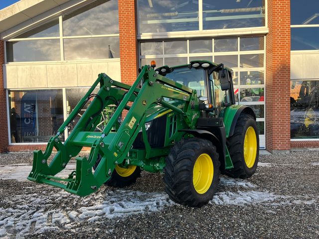 John Deere 6120 M