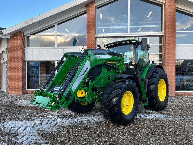 John Deere 6R 215