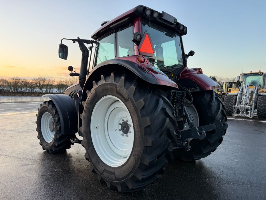 Valtra T163 DIRECT KUN 5300 TIMER OG FRONT PTO! - Traktorer - Traktorer 4 wd - 7