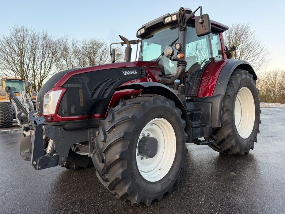 Valtra T163 DIRECT KUN 5300 TIMER OG FRONT PTO! - Traktorer - Traktorer 4 wd - 1