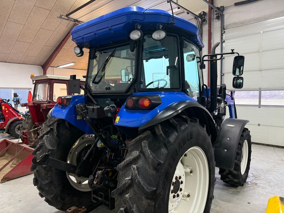 New Holland TD5.85 - Traktorer - Traktorer 4 wd - 5