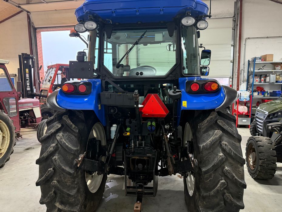 New Holland TD5.85 - Traktorer - Traktorer 4 wd - 4