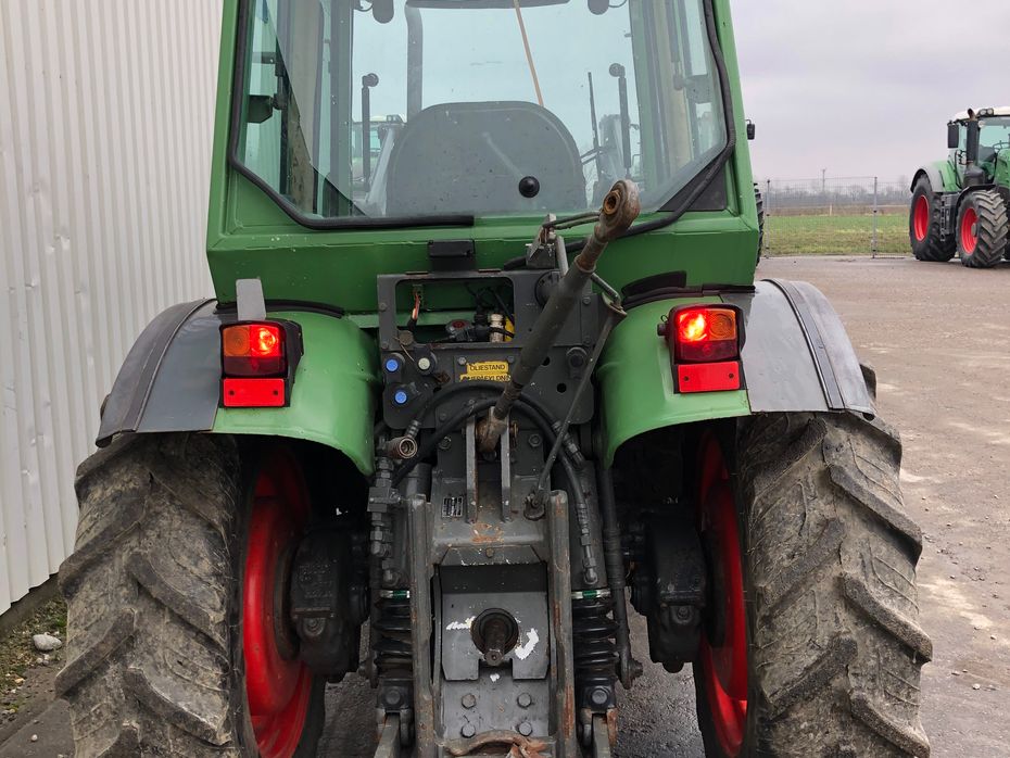 Fendt 250V Med Frontlæsser. Få timer - Traktorer - Traktorer 2 wd - 6