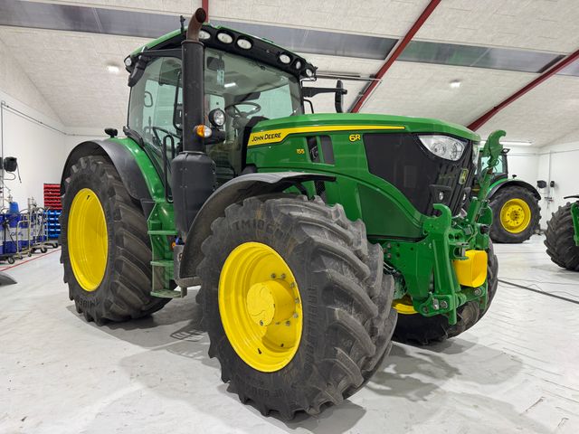 John Deere 6R155