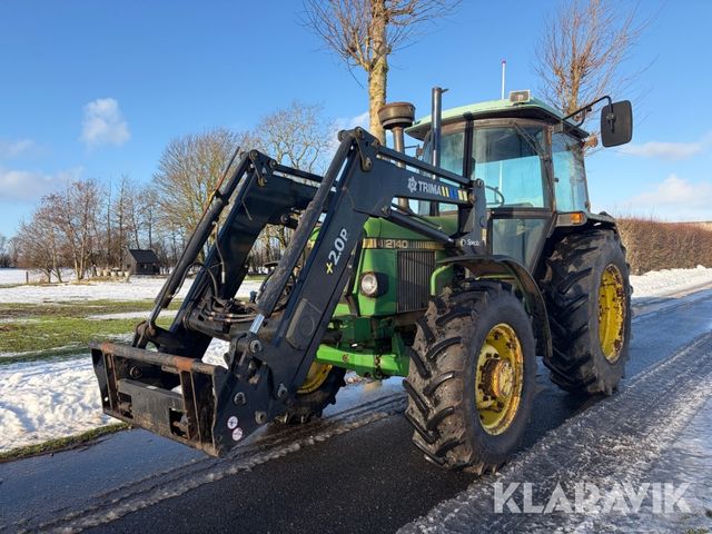John Deere 2140 med frontlift