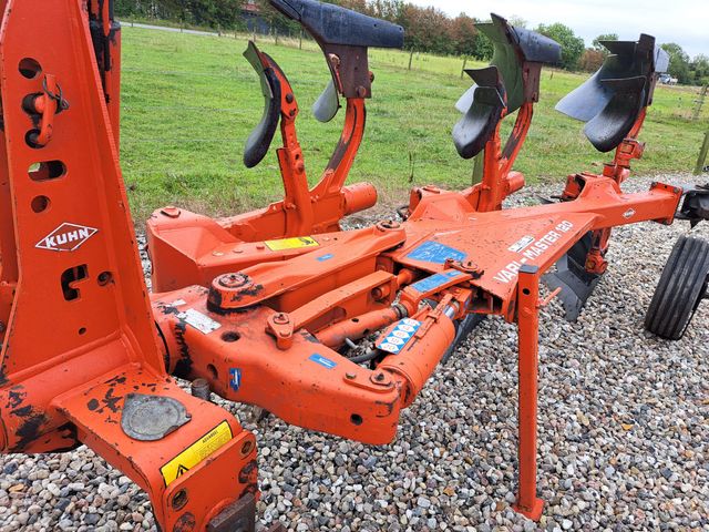  Kuhn Vari Master