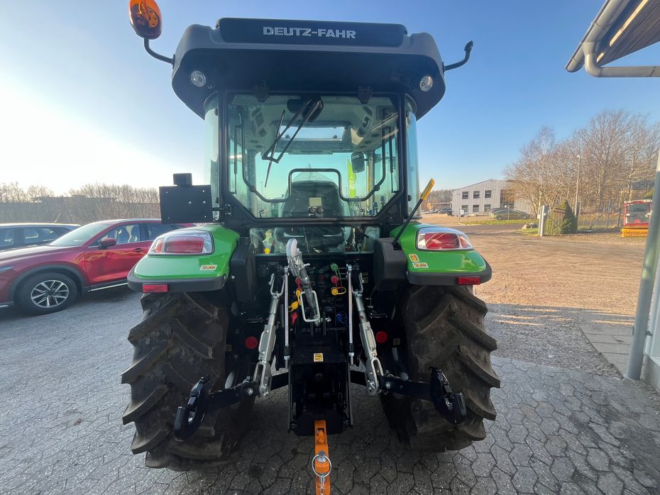 Deutz-Fahr 5080 D Keyline Inkl. STOLL Solid 35-18 frontlæsser - Traktorer - Traktorer 4 wd - 5