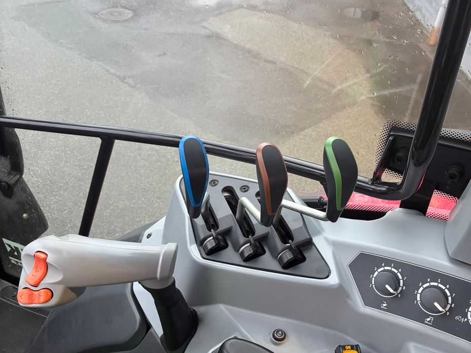 Valtra A114 H4 - Traktorer - Traktorer 4 wd - 7