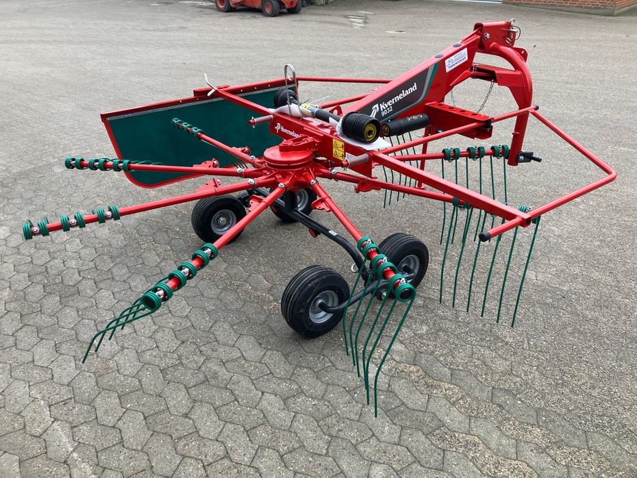 Kverneland 9032 rotorrive - Hø- og halmhåndtering - River og vendere - 4