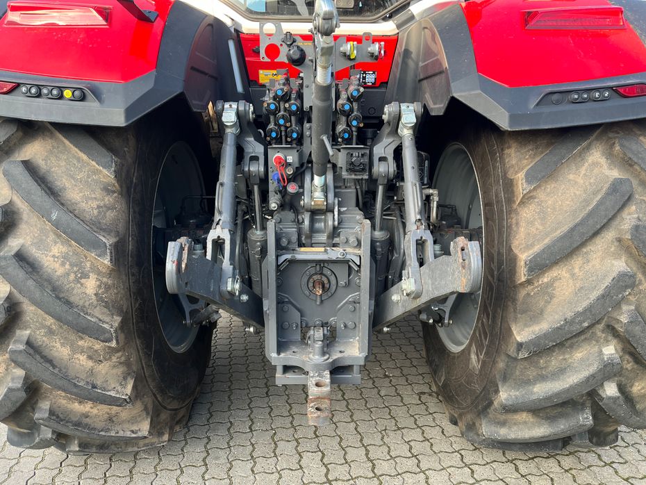Massey Ferguson 8S.305 Dyna VT - Traktorer - Traktorer 4 wd - 7
