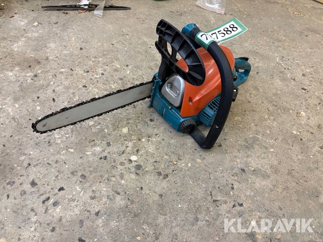 Makita DCS4610