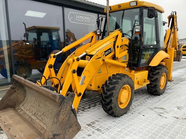 JCB 2CX