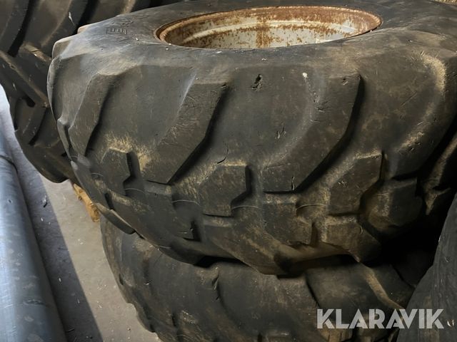 Michelin 495/70R24