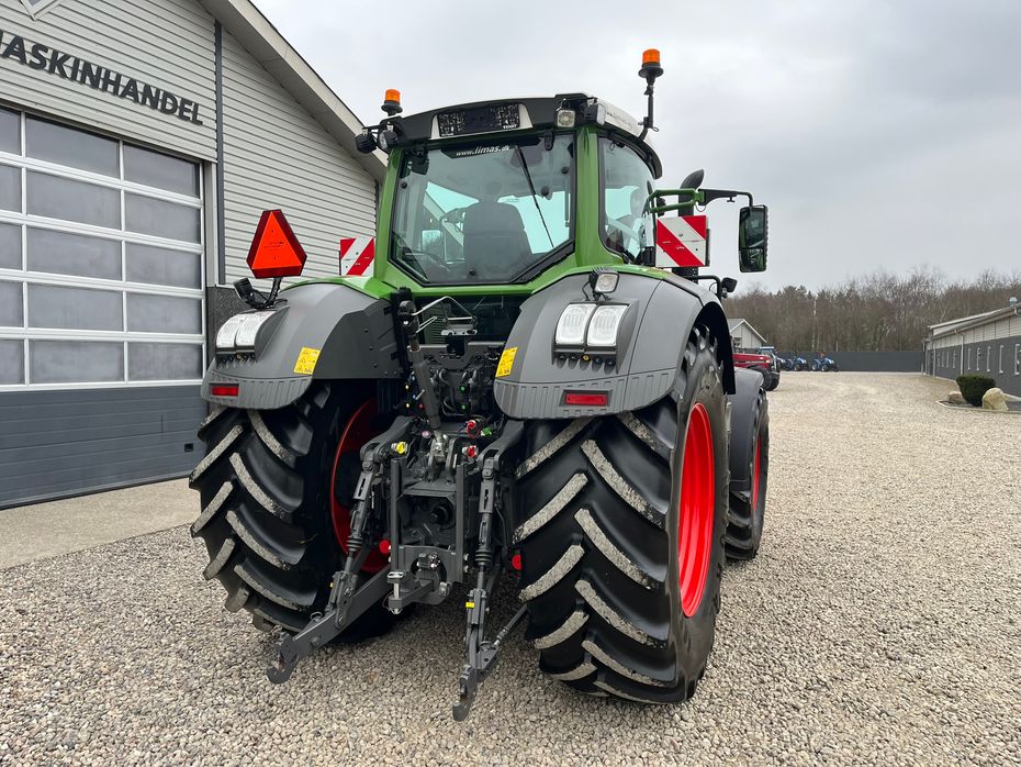 Fendt 828 Vario S4 Profi Plus Med frontlift - Traktorer - Traktorer 4 wd - 19