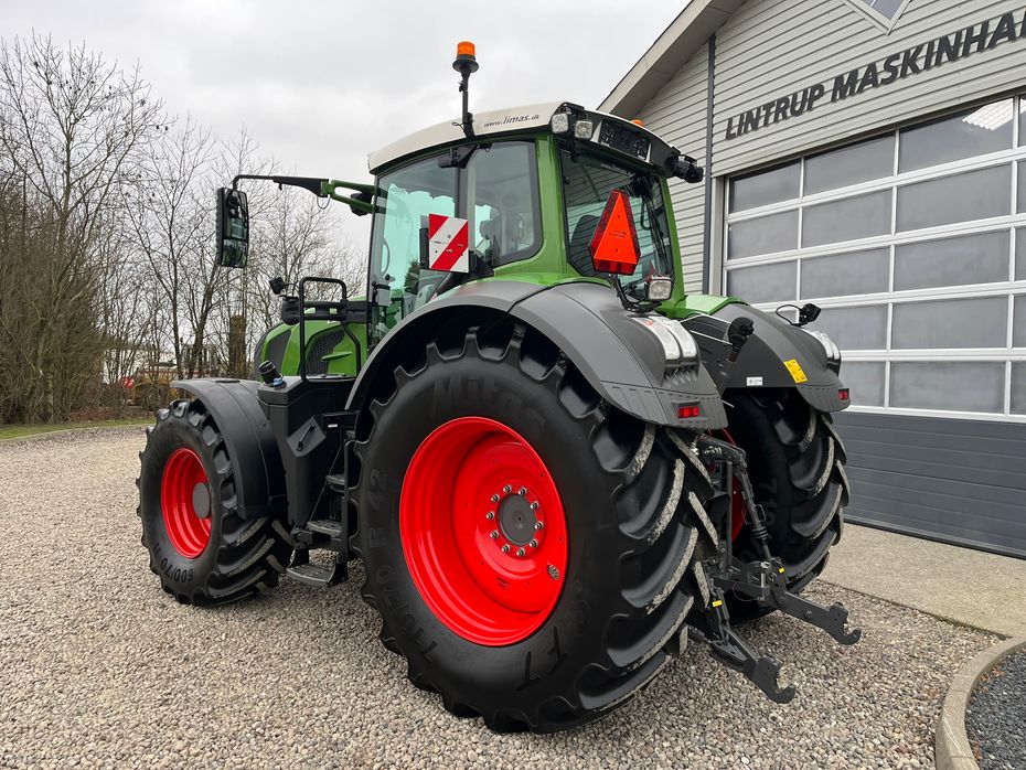 Fendt 828 Vario S4 Profi Plus Med frontlift - Traktorer - Traktorer 4 wd - 3