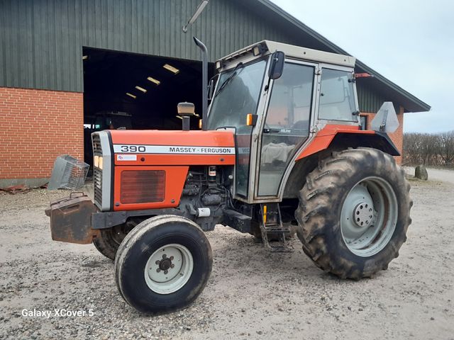 Massey Ferguson 390-375-365 og 362 4 WD