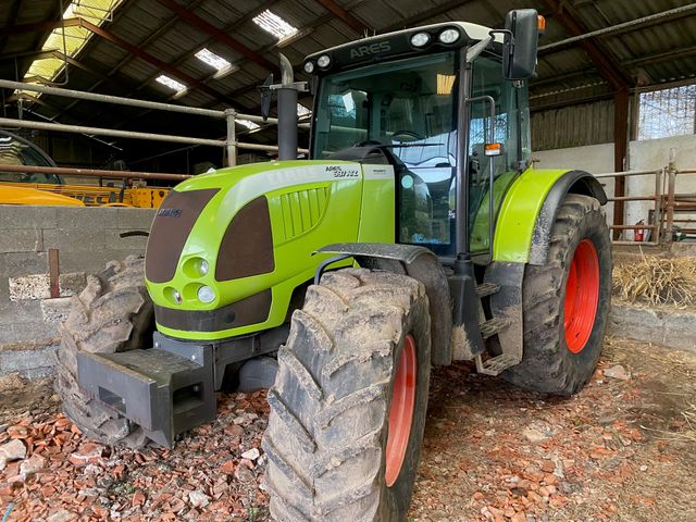 CLAAS Ares 697ATZ