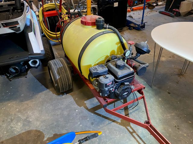 Hardi 500 TR2-200 bugseret sprøjte