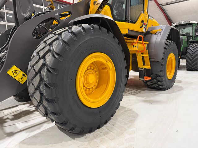 Bridgestone 650/65R25