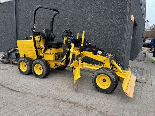 lazer-Grader 106-6WD
