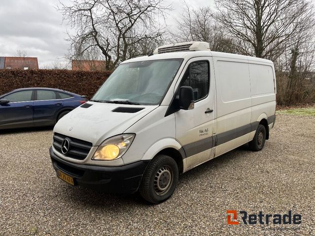 Mercedes-Benz SPRINTER 316