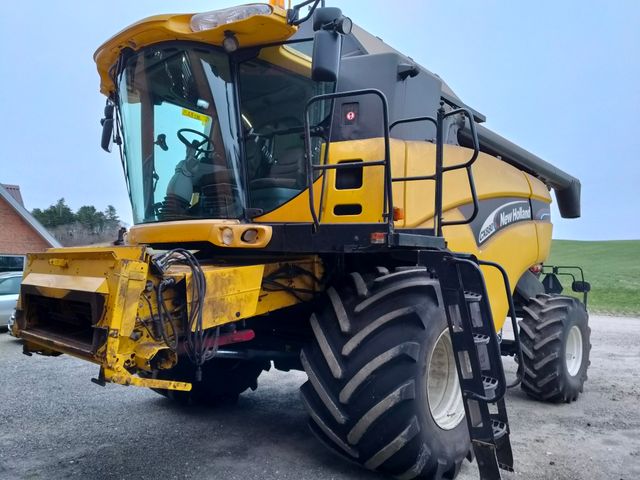 New Holland CX880