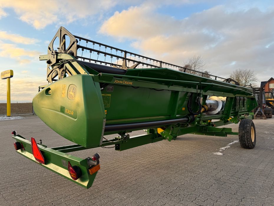 John Deere S690 + 30” 630R skærebord - Høstmaskiner - Mejetærskere - 21