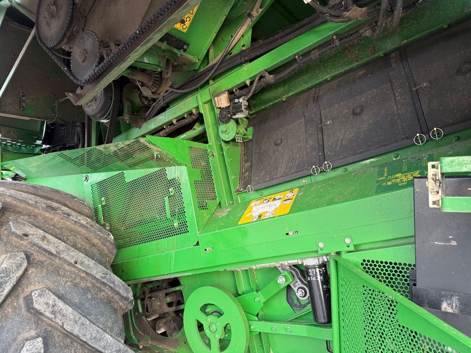 John Deere S690 + 30” 630R skærebord - Høstmaskiner - Mejetærskere - 11