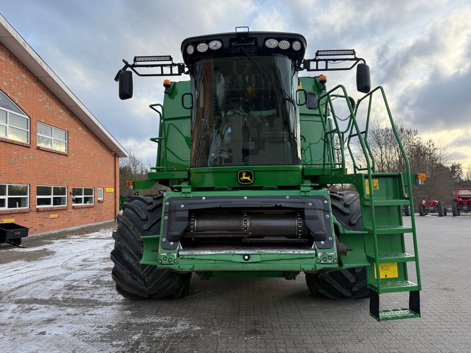 John Deere S690 + 30” 630R skærebord - Høstmaskiner - Mejetærskere - 3