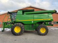 John Deere S690 + 30” 630R skærebord - Høstmaskiner - Mejetærskere - 1