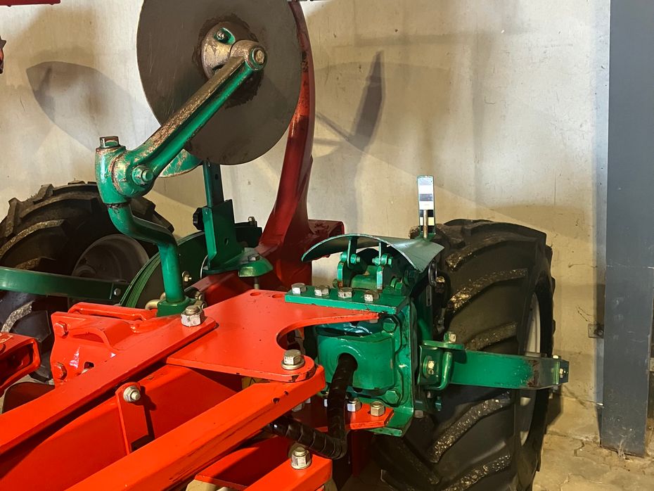 Kverneland 3400 S 6-furet Vendeplov. - Plove - Vendeplove - 4