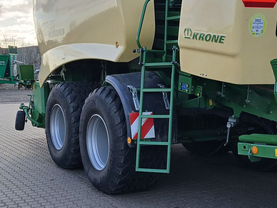 KRONE Big Pack 1290 HDP II XC Inkl. ballevogn - Pressere - Midi bigballe - 4