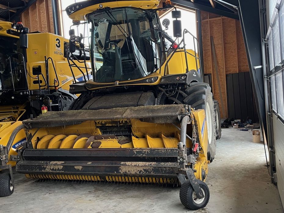New Holland FR550 - Høstmaskiner - Selvkørende finsnittere - 2
