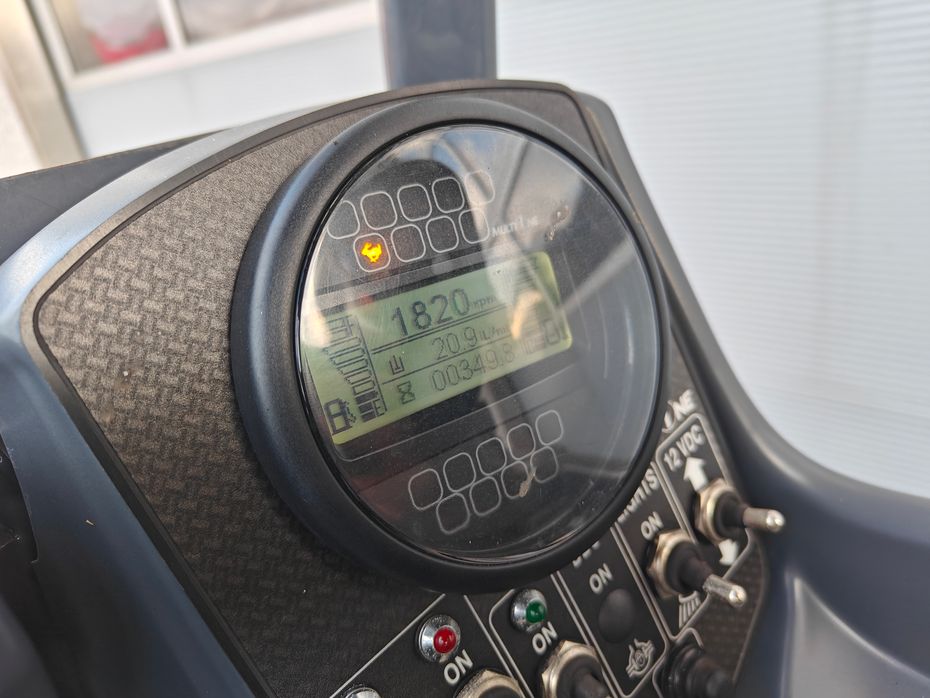 MultiOne 8.4Sk KUN 350 timer - Læssemaskiner - Minilæssere - 9