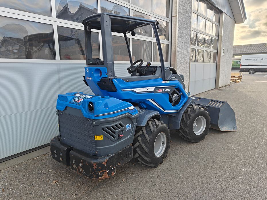 MultiOne 8.4Sk KUN 350 timer - Læssemaskiner - Minilæssere - 2