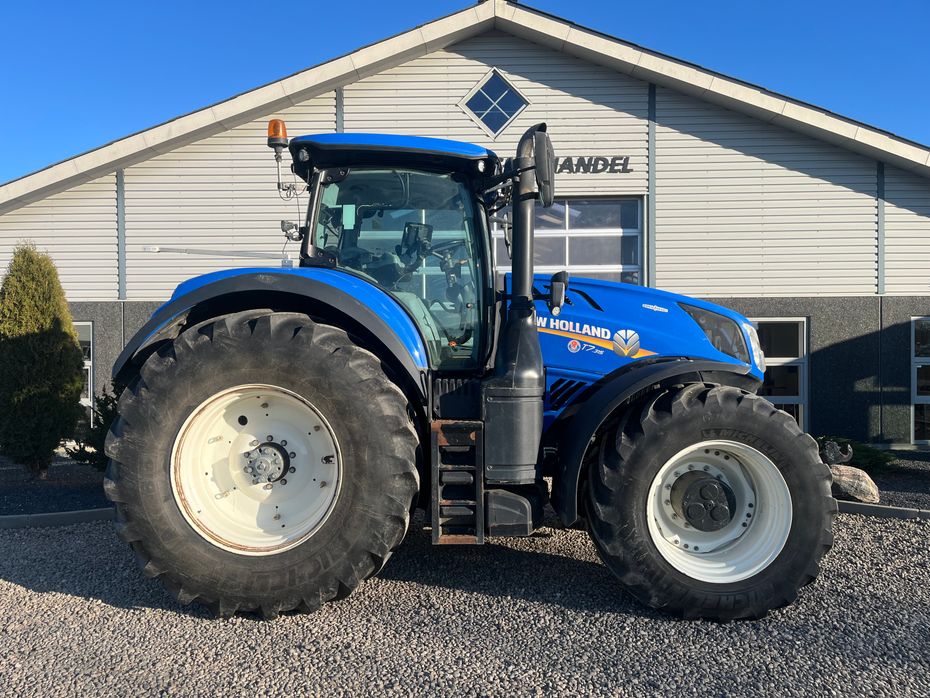 New Holland T7.315 Med frontlift - Traktorer - Traktorer 4 wd - 8