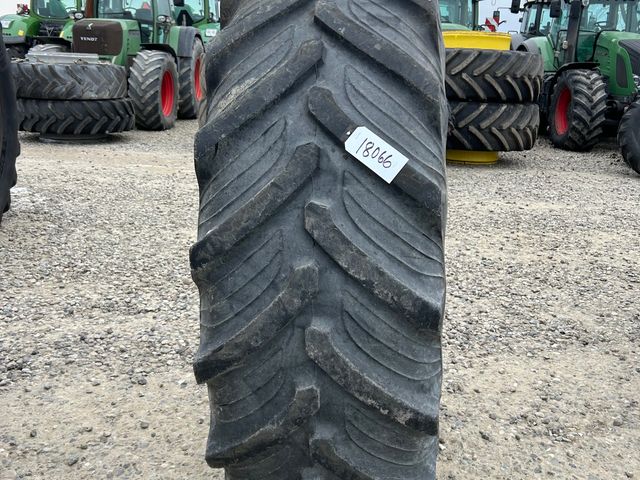 Taurus 520/85R42