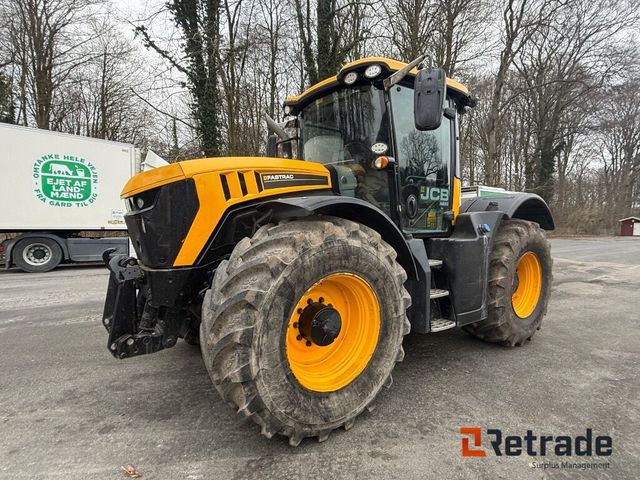 JCB Fastrac 4220