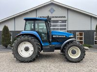 New Holland 8670 SuperSteer og frontlift - Traktorer - Traktorer 4 wd - 8