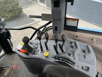 New Holland 8670 SuperSteer og frontlift - Traktorer - Traktorer 4 wd - 7