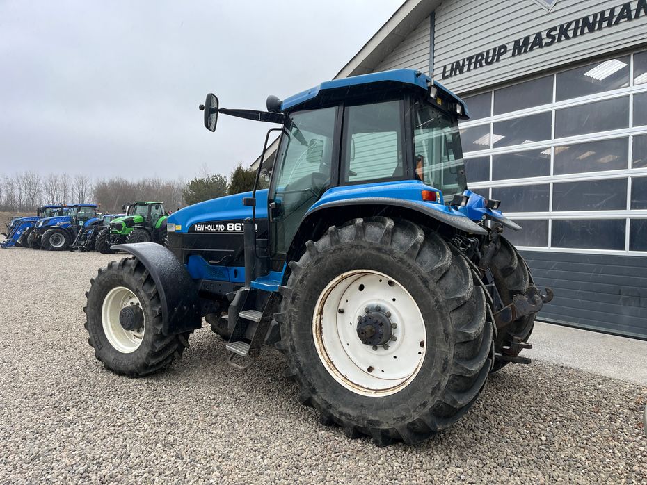 New Holland 8670 SuperSteer og frontlift - Traktorer - Traktorer 4 wd - 3