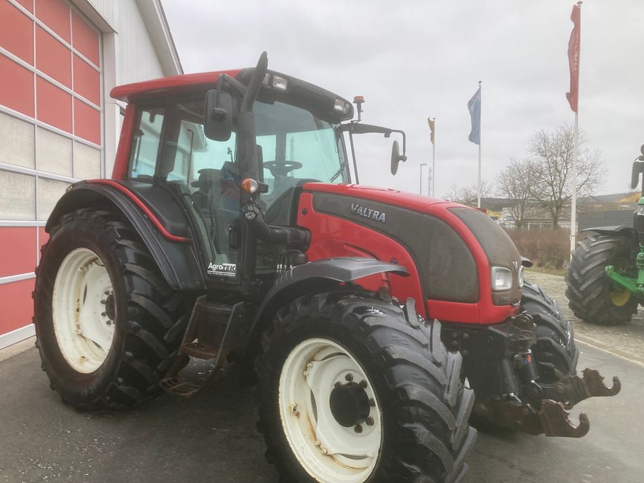 Valtra N121 - Traktorer - Traktorer 4 wd - 6