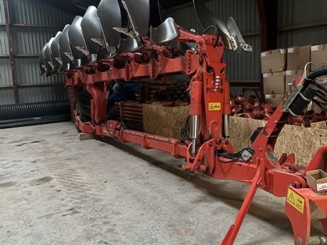 Kuhn 8 furet VARI-LEADER