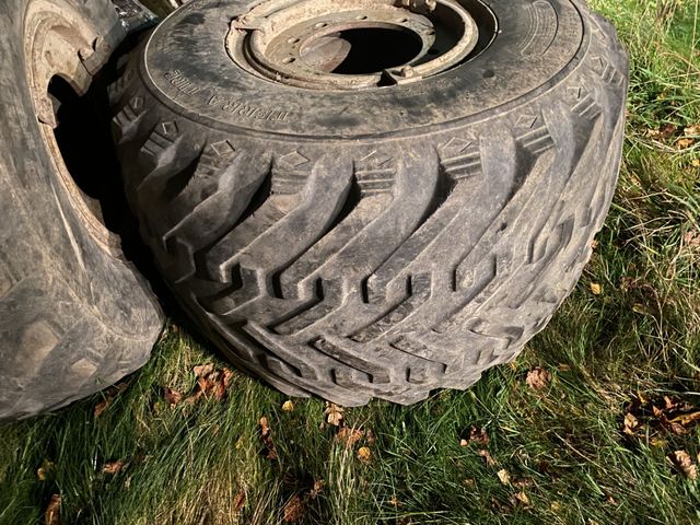 Michelin 48x3100-20